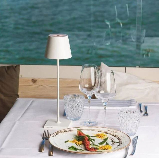 LuxorLight™ - Oplaadbare draadloze tafellamp